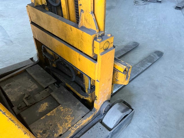 1990 jungheinrich reach truck - afbeelding 12 van  17