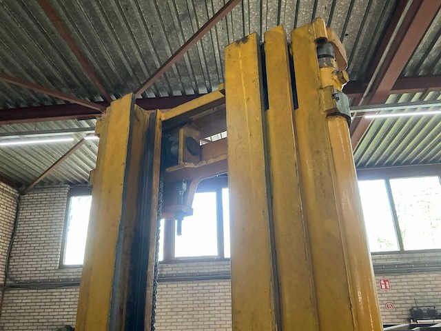 1990 jungheinrich reach truck - afbeelding 14 van  17