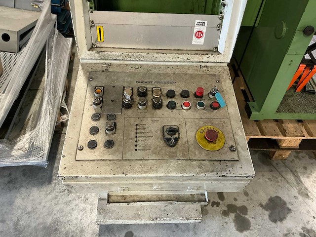 1990 kaiser 160 t pers - afbeelding 20 van  38