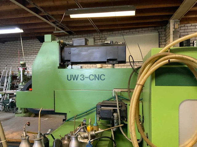 1990 klopp-korradi uw3/cnc universele gereedschapfreesmachine - afbeelding 3 van  15