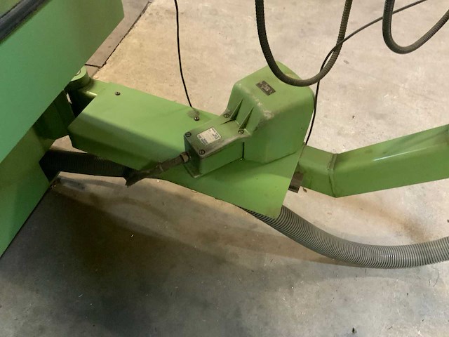 1990 klopp-korradi uw3/cnc universele gereedschapfreesmachine - afbeelding 7 van  15