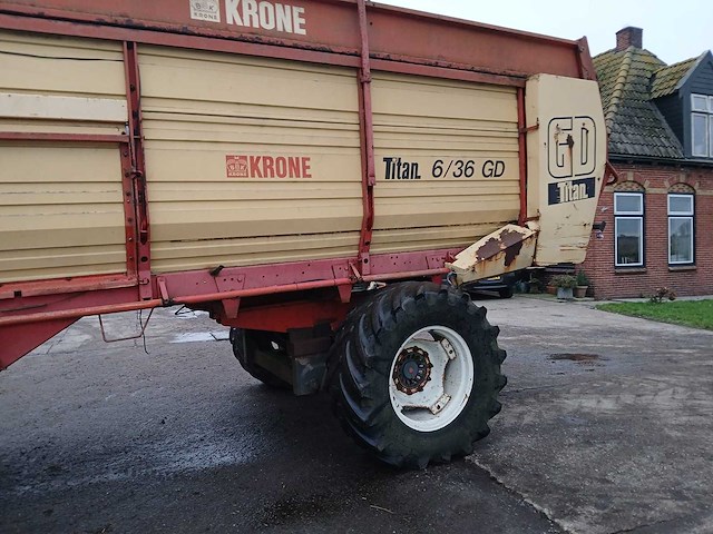 1990 krone titan 6/36 gd opraapwagen - afbeelding 13 van  17