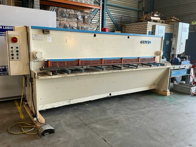 1990 lvd hst 31/6 hydraulische platenschaar - afbeelding 1 van  25