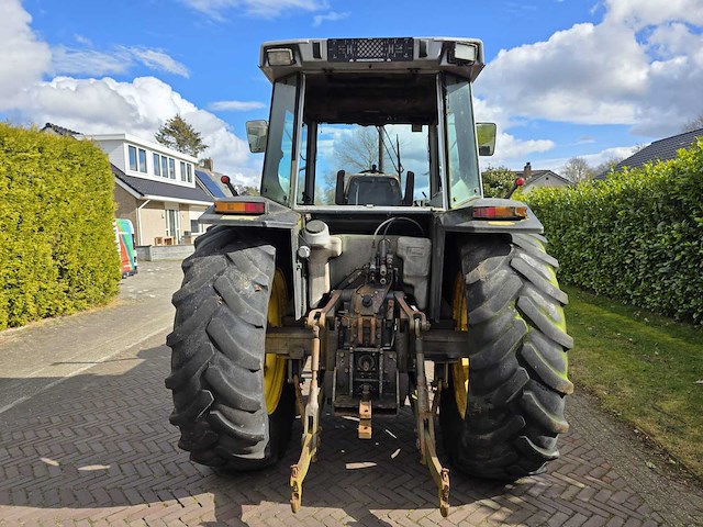 1990 massey ferguson 3095 vierwielaangedreven landbouwtractor - afbeelding 10 van  37