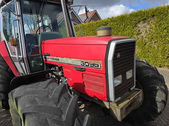 1990 massey ferguson 3095 vierwielaangedreven landbouwtractor - afbeelding 33 van  37
