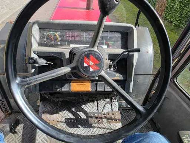 1990 massey ferguson 3095 vierwielaangedreven landbouwtractor - afbeelding 18 van  37