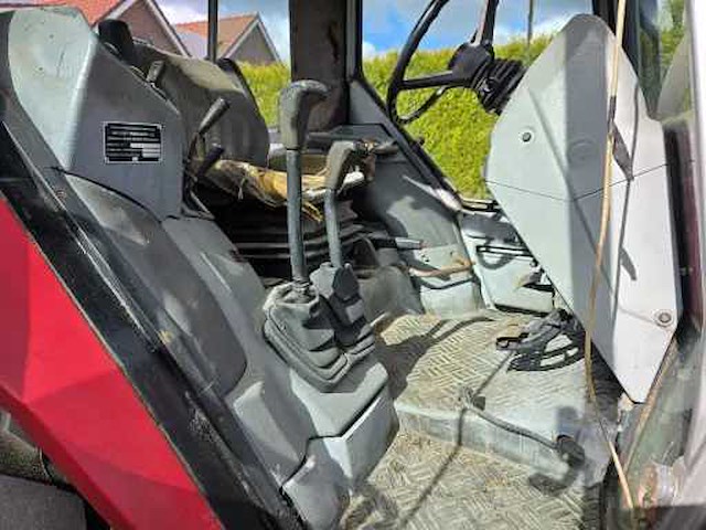 1990 massey ferguson 3095 vierwielaangedreven landbouwtractor - afbeelding 27 van  37