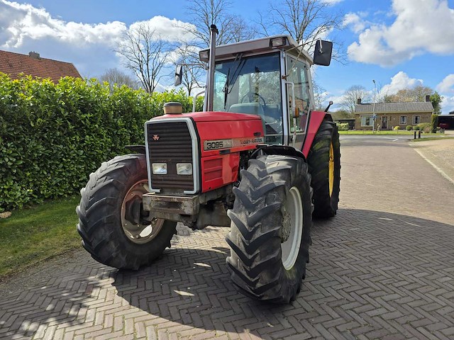 1990 massey ferguson 3095 vierwielaangedreven landbouwtractor - afbeelding 3 van  37