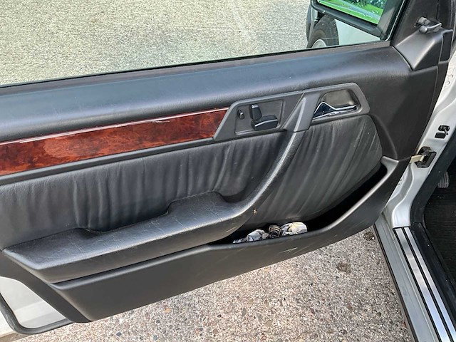 1990 mercedes-benz 200-500 (w124) 300 e-24 sportline personenauto - afbeelding 22 van  39