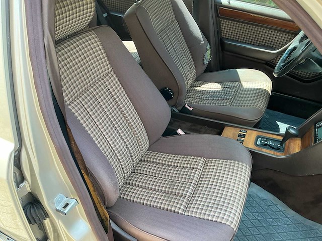 1990 mercedes-benz 200-500 (w124) combi 230 te personenauto - afbeelding 17 van  36