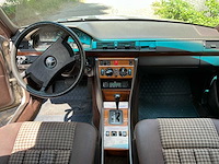 1990 mercedes-benz 200-500 (w124) combi 230 te personenauto - afbeelding 22 van  36