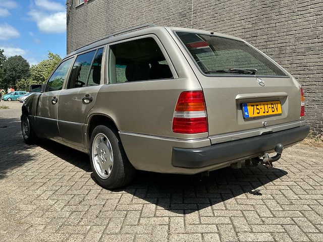 1990 mercedes-benz 200-500 (w124) combi 230 te personenauto - afbeelding 29 van  36