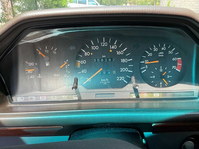 1990 mercedes-benz 200-500 (w124) combi 230 te personenauto - afbeelding 13 van  21