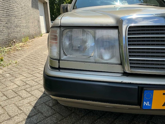 1990 mercedes-benz 200-500 (w124) combi 230 te personenauto - afbeelding 17 van  17