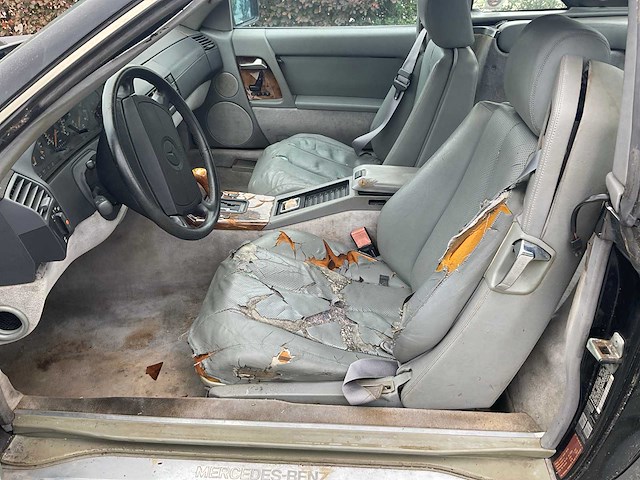 1990 mercedes-benz sl300 cabriolet oldtimer - afbeelding 2 van  29