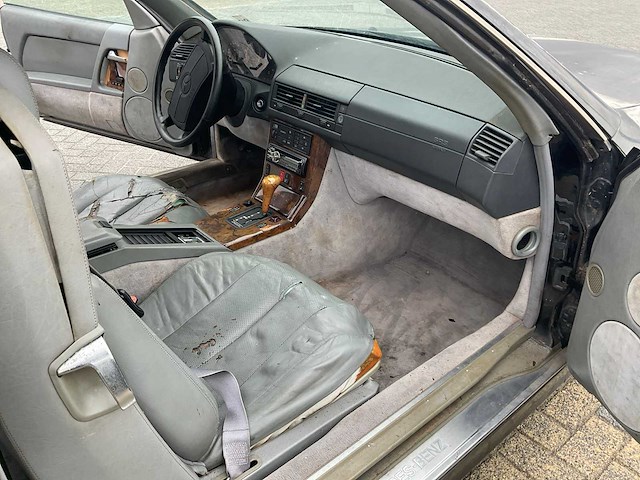 1990 mercedes-benz sl300 cabriolet oldtimer - afbeelding 29 van  29