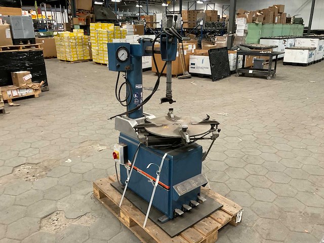 1990 mf r 891 banden de-en montageapparaat - afbeelding 4 van  7