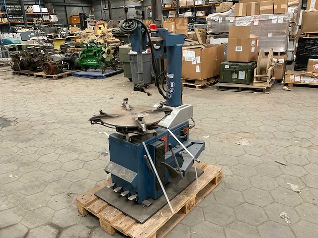 1990 mf r 891 banden de-en montageapparaat - afbeelding 3 van  7