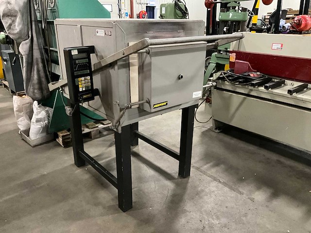 1990 nabertherm n65 hoog temperatuur oven - afbeelding 1 van  7