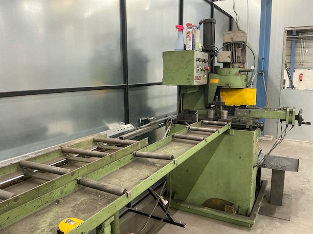1990 omes tramatic 370 a automatische cirkelzaagmachine metaal - afbeelding 8 van  8