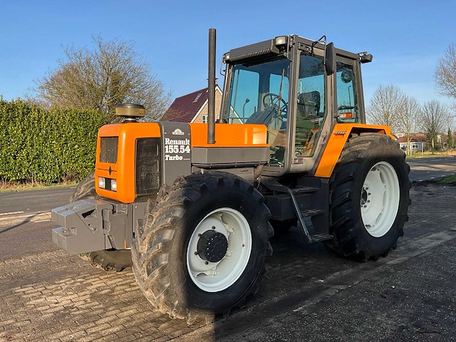 1990 renault 155.54 turbo vierwielaangedreven landbouwtractor - afbeelding 1 van  34