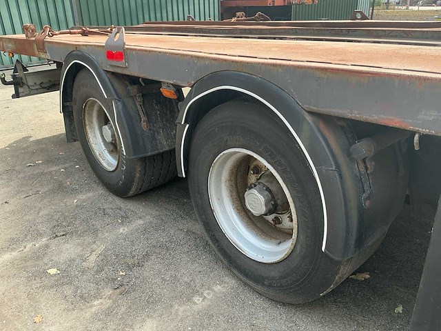 1990 samro re 326 3-assige container-/plateauaanhanger – 24 ton – luchtgeveerd - afbeelding 5 van  18