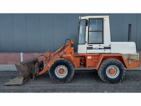 1990 schaeff - knikwiellader met roosterbak - afbeelding 1 van  20