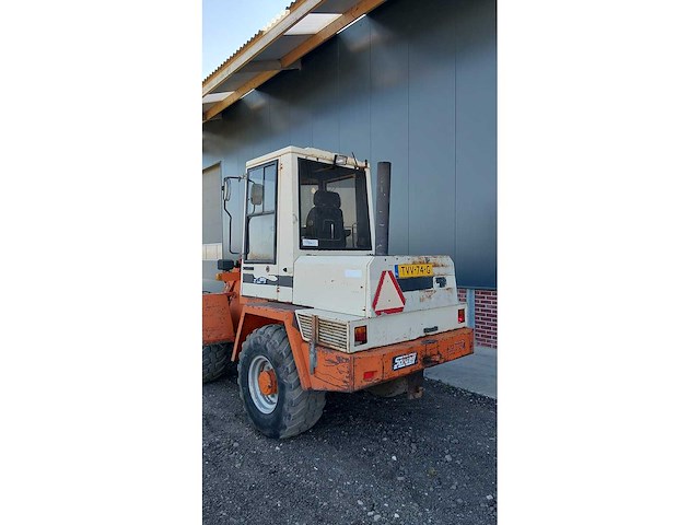 1990 schaeff - knikwiellader met roosterbak - afbeelding 14 van  20