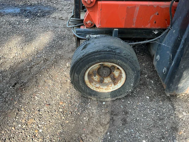 1990 snorkel economy hyd. 2546 hoogwerker defect - afbeelding 1 van  11