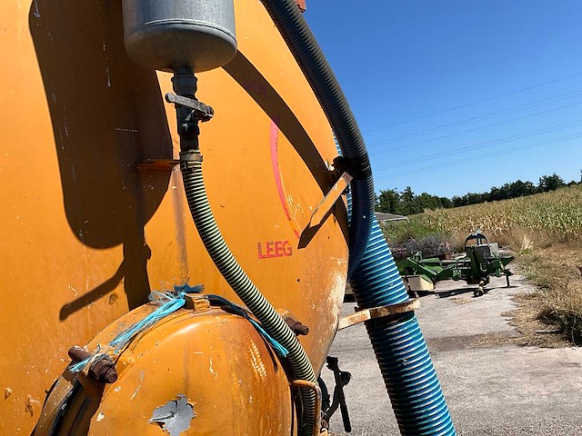 1990 veenhuis vmb 9500 mesttank met bemester - afbeelding 3 van  31