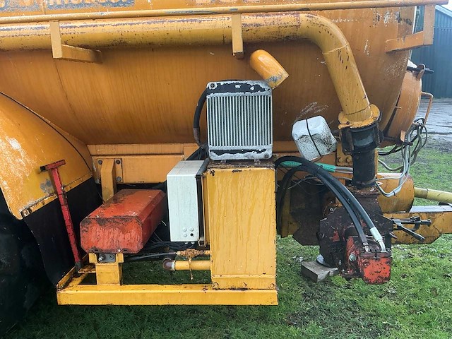 1990 veenhuis vmb9500 mesttank - afbeelding 21 van  45
