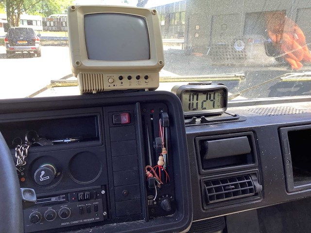 1990 volkswagen lt35d paardenwagen - afbeelding 9 van  25