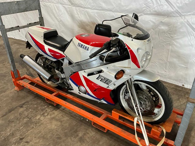 1990 yamaha sport fzr 600 motorfiets - afbeelding 1 van  5