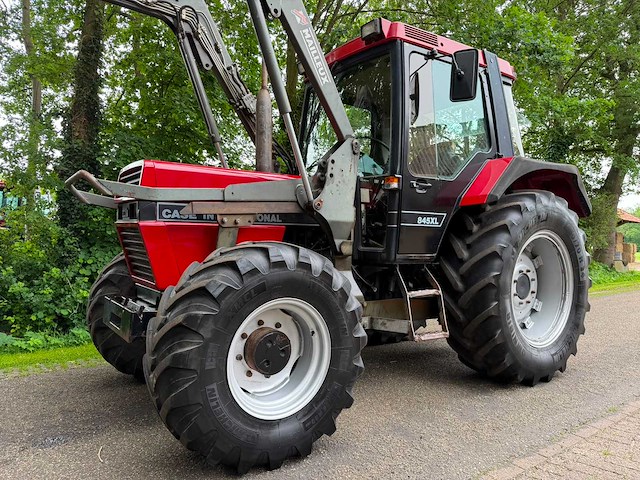 1991 case international 845 xl (frontlader) vierwielaangedreven landbouwtractor - afbeelding 2 van  6