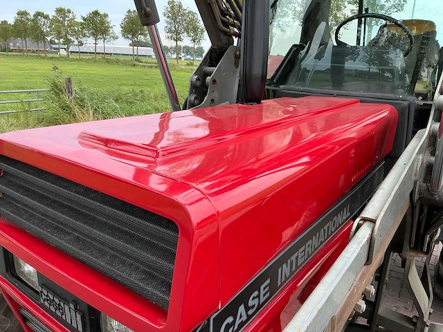 1991 case international 845xl vierwielaangedreven landbouwtractor met voorlader - afbeelding 15 van  37