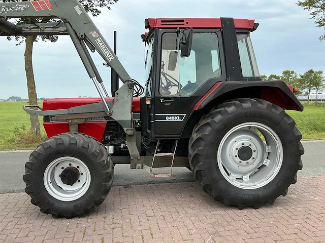 1991 case international 845xl vierwielaangedreven landbouwtractor met voorlader - afbeelding 10 van  38