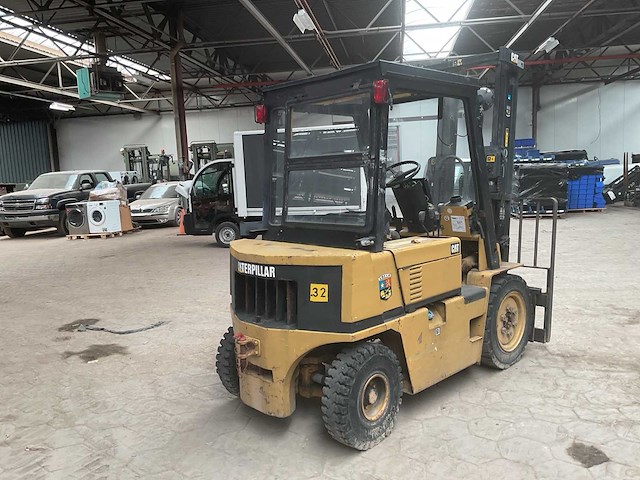 1991 caterpillar v40 vorkheftruck - afbeelding 2 van  9