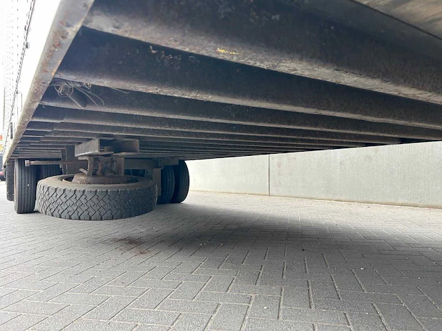 1991 cravan tasker gesloten oplegger – aluminium bovenbouw – luchtgeveerd – 9.100 kg - afbeelding 6 van  8