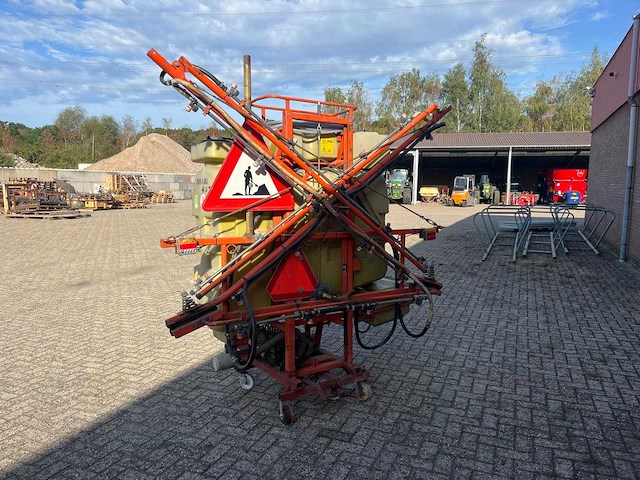 1991 douven 12m veldspuit 12 m 600 liter - afbeelding 4 van  9