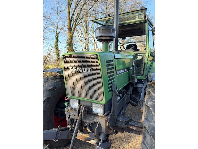 1991 fendt farmer 312 lsa vierwielaangedreven landbouwtractor - afbeelding 7 van  10