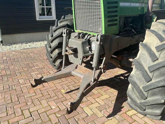1991 fendt favorit 615 lsa turbomatik e 4wd landbouwtractor – 185 pk – fronthef - afbeelding 21 van  36