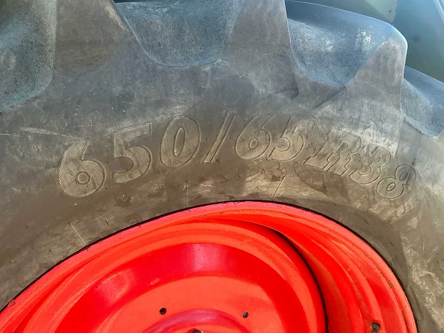 1991 fendt favorit 615 lsa turbomatik e 4wd landbouwtractor – 185 pk – fronthef - afbeelding 26 van  36