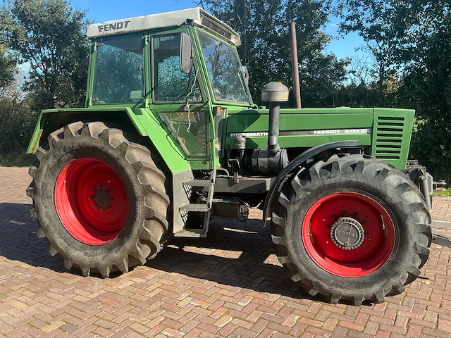 1991 fendt favorit 615 lsa turbomatik e 4wd landbouwtractor – 185 pk – fronthef - afbeelding 30 van  36
