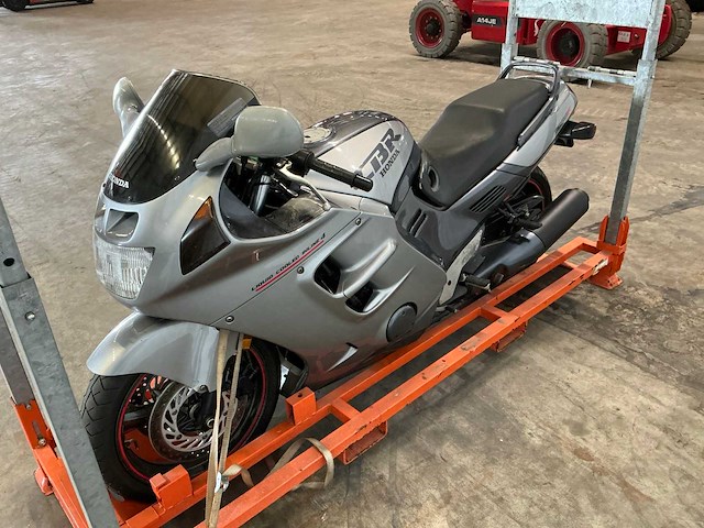 1991 honda sport cbr 1000f motorfiets - afbeelding 3 van  7