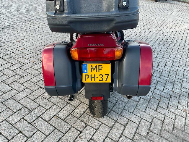 1991 honda tour sc26 motorfiets - afbeelding 13 van  13