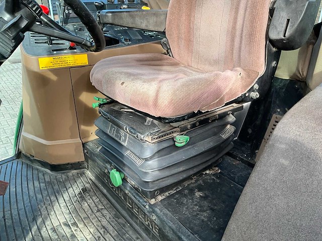 1991 john deere 6100 tweewielaangedreven landbouwtractor - afbeelding 2 van  27