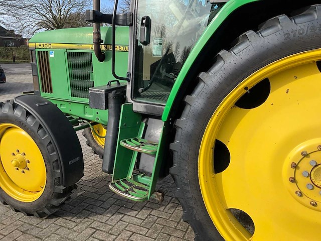1991 john deere 6100 tweewielaangedreven landbouwtractor - afbeelding 25 van  27