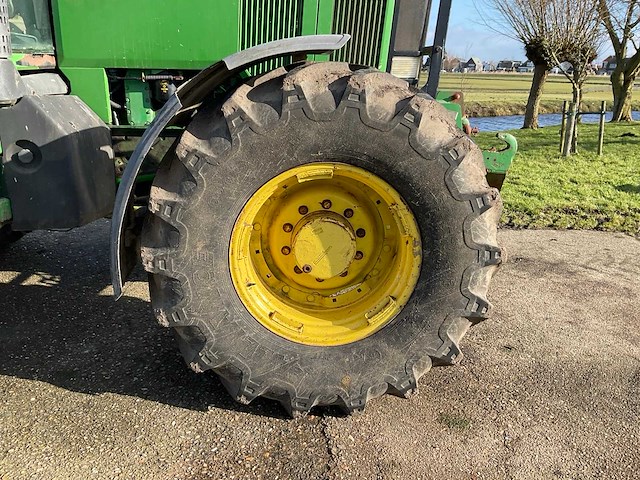 1991 john deere 7700 vierwielaangedreven landbouwtractor - afbeelding 4 van  22