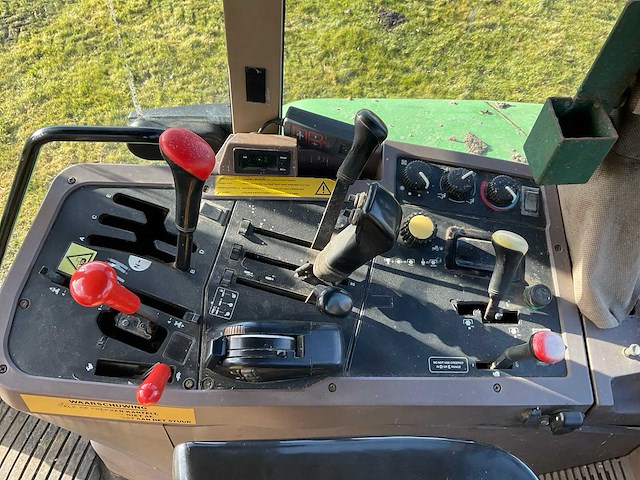 1991 john deere 7700 vierwielaangedreven landbouwtractor - afbeelding 13 van  22