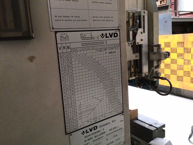 1991 lvd 5024 hydraulische vouwmachine - afbeelding 4 van  7